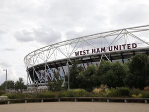 Senda Gurau Kubu West Ham dan Bayern