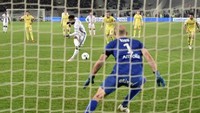 Statistik konversi golnya (38,9 persen) yang tertinggi di lima liga besar Eropa. Dia mencetak 66 gol dalam tiga musim di Liga Prancis. (Foto: AFP PHOTO / JEAN-SEBASTIEN EVRARD)