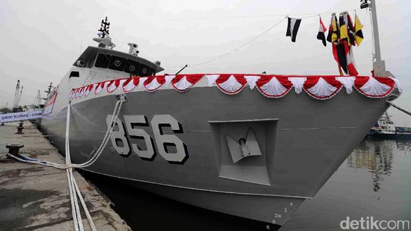 KRI Kurau - 856 Perkuat Armada TNI AL