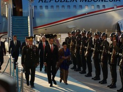 Presiden Jokowi dan Ibu Iriana Tiba di Ankara