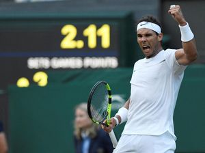 Federer Harapkan Nadal Sukses Geser Murray Pekan Ini