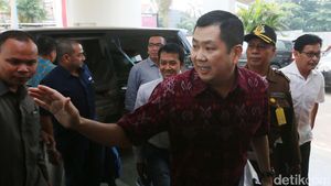 Hary Tanoe Penuhi Panggilan Gedung Bundar
