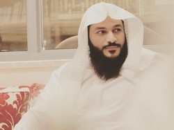 Foto: Selain Muzammil, Imam Masjidil Haram Tampan Ini juga Dikagumi Wanita