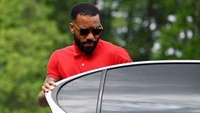 Lyon akhirnya rela melepas Lacazette ke Arsenal di musim panas 2017. The Gunners sudah mengincar pemain 26 tahun itu sejak musim lalu. (Foto: AFP PHOTO / FRANCK FIFE)