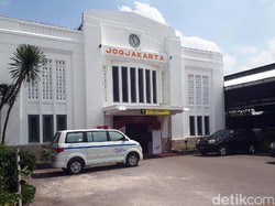 Imbas Listrik Mati, 2 KA Eksekutif Terlambat 2 Jam Tiba di Yogya