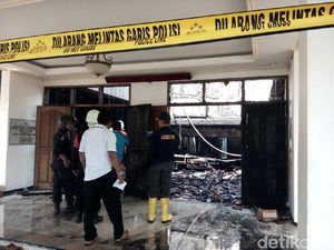 Polisi: Korsleting Penyebab Kebakaran Kantor Disperindag Jatim