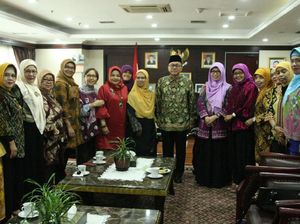 Ketua MPR Dorong Lebih Banyak Perempuan Berjuang di Parlemen Ketua MPR Dorong Lebih Banyak Perempuan Berjuang di Parlemen