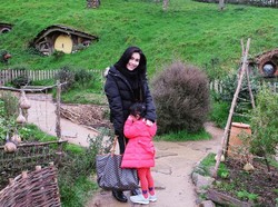 Ayah Rojak Sakit Hati Ayu Ting Ting Ditegur Lewat Instagram