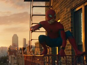 Sudah Nonton Spider-Man? Tebak Adegan Tom Holland Berikut Ini