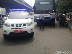 Sopir Langgar Aturan, 18 Kendaraan Kena Derek Sudinhub Jaktim