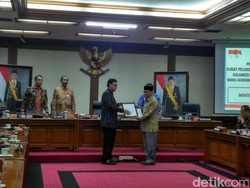 Plt Gubernur Sultra Ingin Temui Nur Alam yang Ditahan KPK