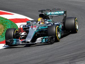 Ganti Girboks, Hamilton Ditunggu Penalti Lima Grid di GP Austria Ganti Girboks, Hamilton Ditunggu Penalti Lima Grid di GP Austria