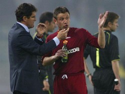 Salah satu bakat terbaik Italia, tapi gagal memenuhi potensinya. Antonio Cassano bersama Roma pada 2001-2006, lalu direkrut Madrid pada 2006 dan bermain di Santiago Bernabeu sampai 2008. (Foto: New Press/Getty Images)