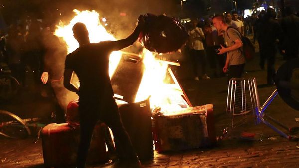 Demo Rusuh Sambut Pembukaan KTT G20