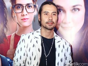 Tolong, Chicco Jerikho Cari Pria Bernama Ervan Anugerah Asmoro! Tolong, Chicco Jerikho Cari Pria Bernama Ervan Anugerah Asmoro!