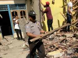 Jadi Tempat Prostitusi, Warung di Karanganyar Dirobohkan Warga