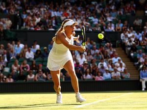 Wozniacki Berpose Tanpa Busana Lagi
