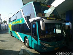 Kemenhub akan Kaji Wacana Pramugari di Dalam Bus