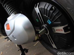 Ingat, Naik Motor Listrik Jangan Overload, Bisa Panas Ingat, Naik Motor Listrik Jangan Overload, Bisa Panas