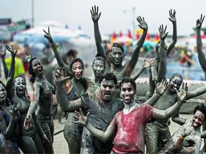 Siap-siap Ikutan Festival Lumpur yang Unik di Korea