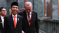 Kemesraan Presiden Jokowi dan Erdogan di Turki
