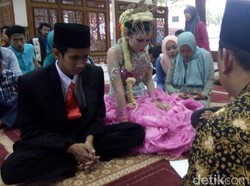 Tahanan Kasus Pengeroyokan Menikah di Masjid Polres Jepara