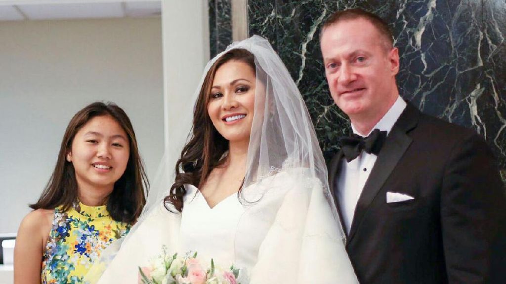 Ini Prosesi Pernikahan Transgender Solena Chaniago di Amerika Ini Prosesi Pernikahan Transgender Solena Chaniago di Amerika