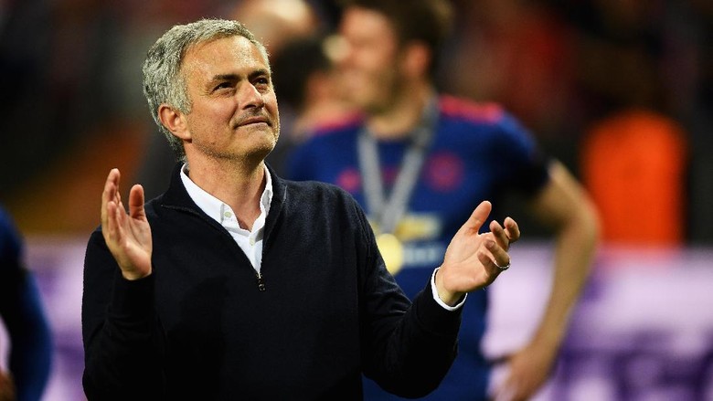 Mourinho Sudah Pikirkan Bagaimana Mengalahkan Madrid Mourinho Sudah Pikirkan Bagaimana Mengalahkan Madrid