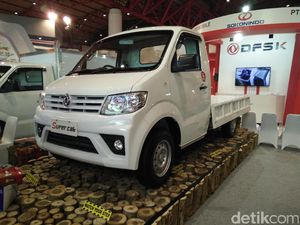 Mobil Pikap Sokon Dibanderol Rp 119,9 Juta Hingga Rp 167 Juta Mobil Pikap Sokon Dibanderol Rp 119,9 Juta Hingga Rp 167 Juta
