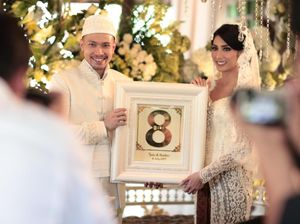 Tyas Mirasih Pamer Mahar Emas Murni 8 Gram