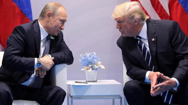 Momen Kebersamaan Trump dan Putin yang Kini Kaku