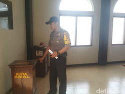 Pengurus Masjid di Sumedang Dikagetkan Selembaran Ancaman Bom di Kotak Amal