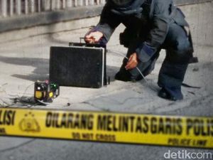 Ada Info Benda Mencurigakan di Vihara Jakbar, Ternyata Kotak Berisi Mik