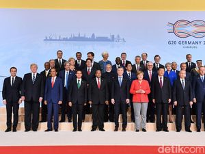 Donald Trump dan Angela Merkel, Momen Viral di KTT G20