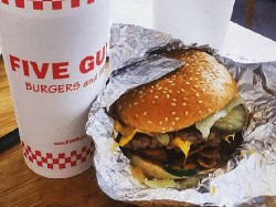 Sebelum Sukses, Begini Cerita Awal Mula KFC, McD hingga Wendys (2)