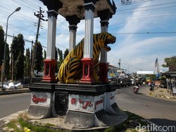 Begini Legenda Patung Macan Tertawa di Simo, Boyolali