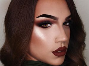 Tren Makeup Mata Matahari Terbenam Ini Dikagumi Ribuan Netizen Tren Makeup Mata Matahari Terbenam Ini Dikagumi Ribuan Netizen