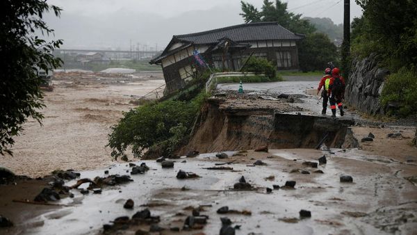 Banjir Besar Porak-porandakan Jepang dan Tewaskan 16 Orang