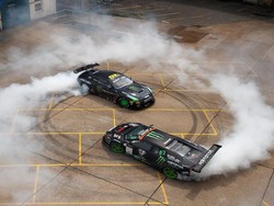 Battledrift Adu Lamborghini vs Nissan GT-R