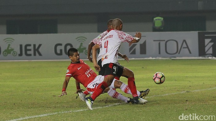 Bepe Tak Muda Lagi, tapi Tak Lupa Cara Cetak Gol