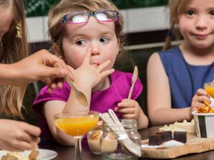Hadapi Anak Rewel Makan, Restoran Ini Punya Solusi Unik Hadapi Anak Rewel Makan, Restoran Ini Punya Solusi Unik
