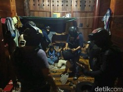 Pakai Sabu Rumah Adat Aceh, 6 Pria Ditangkap Polisi