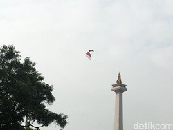 HUT Bhayangkara, Polisi Bersenjata Kelilingi Monas
