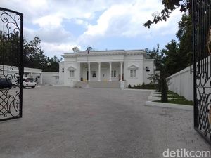 Suparno Pemilik Istana untuk Lansia: Banyak Orang Tua Diabaikan