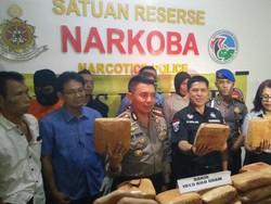 Paket 101 Kg Ganja Dikirim Lewat Pos Terbongkar