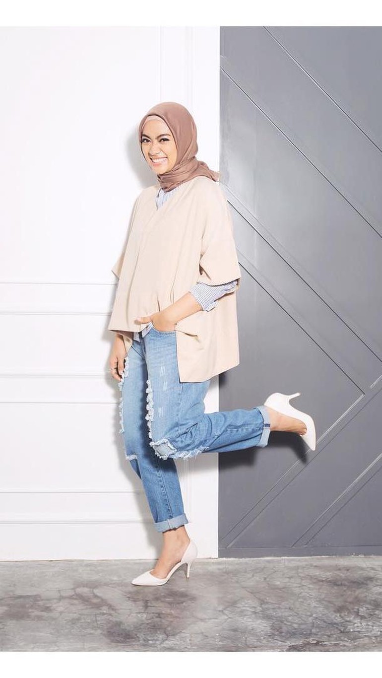 Foto Inspirasi Gaya Hijab Ayudia Bing Slamet Untuk Mahmud Berhijab Foto Inspirasi Gaya Hijab Ayudia Bing Slamet Untuk Mahmud Berhijab