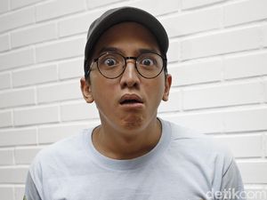 Ge Pamungkas Ngaku Grogi Ketemu Sri Mulyani Ge Pamungkas Ngaku Grogi Ketemu Sri Mulyani