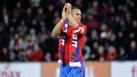 Henrik Larsson sempat menyatakan pensiun pada 2009. Namun, empat tahun kemudian, dia kembali bermain dengan memperkuat tim pertamanya, Hogaborgs. Foto: AFP PHOTO / SCANPIX SWEDEN / BJORN LINDGREN