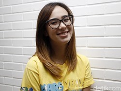 Pamela Bowie Bakal Jajakan Sate Padang Jika Filmnya Tembus 500 Ribu Penonton