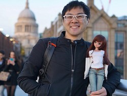 Apakah Ini Tren Baru? Traveling Bareng Boneka